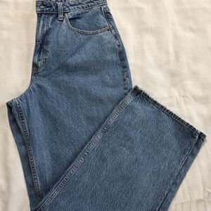 Abercrombie & Fitch Women's Straight Leg Blue Jeans